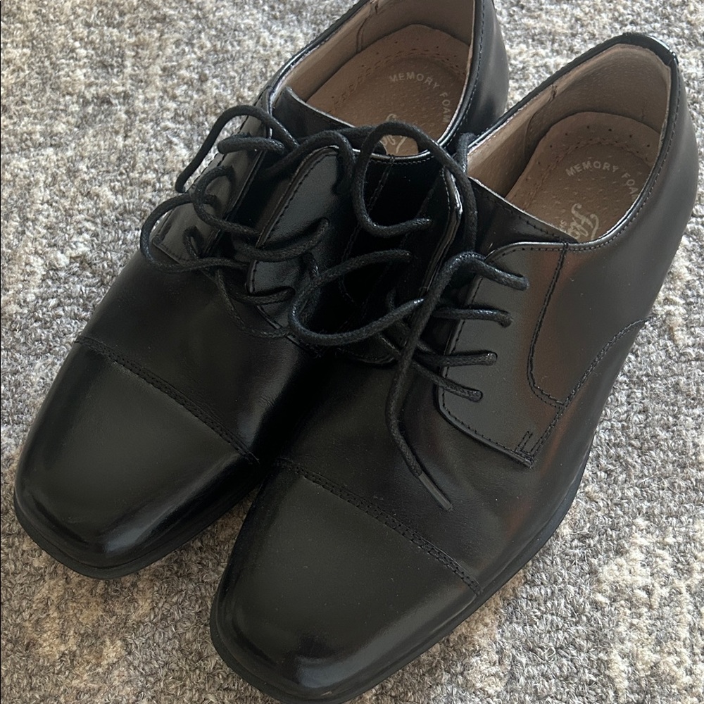 Florsheim Black Oxford Shoes